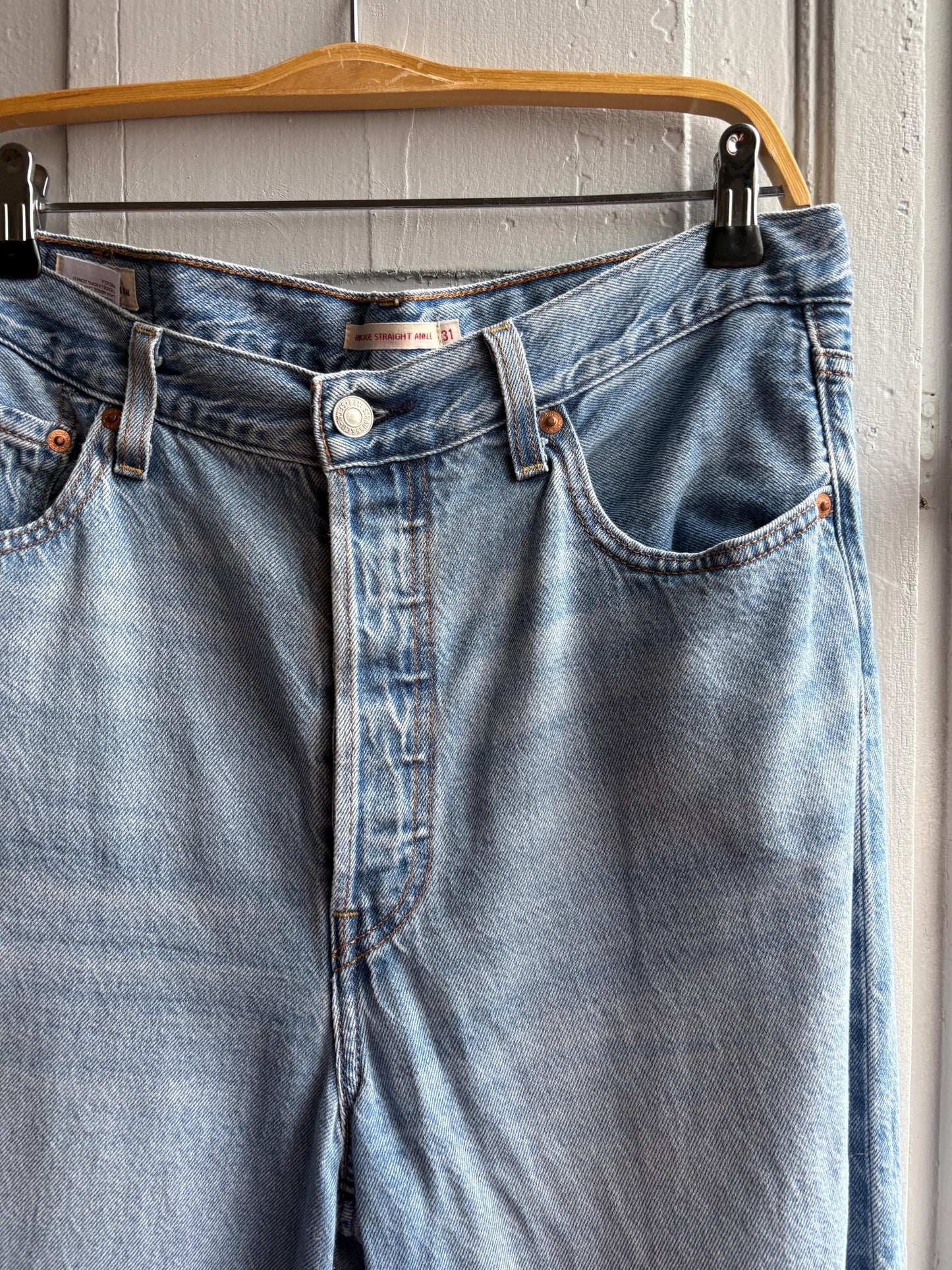 Levi’s Ribcage Straight Ankle Jeans, W31 L 29, Vintage Light Wash Denim High Rise, Y2K Jeans Levi Strauss