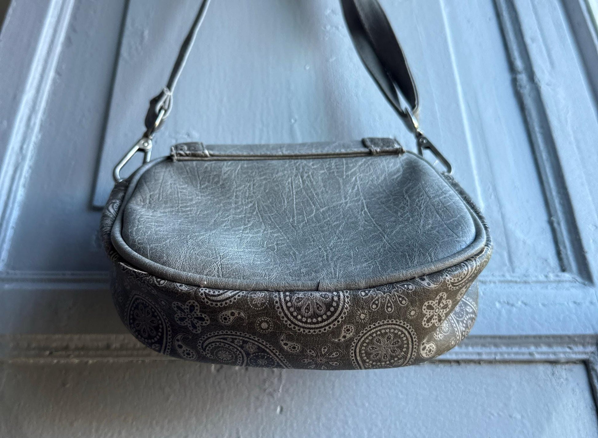Disney Crossbody Bag, Mickey Mouse Shoulder Purse, Y2K Grey Festival Mini Bag, Casual Cute Vintage Style