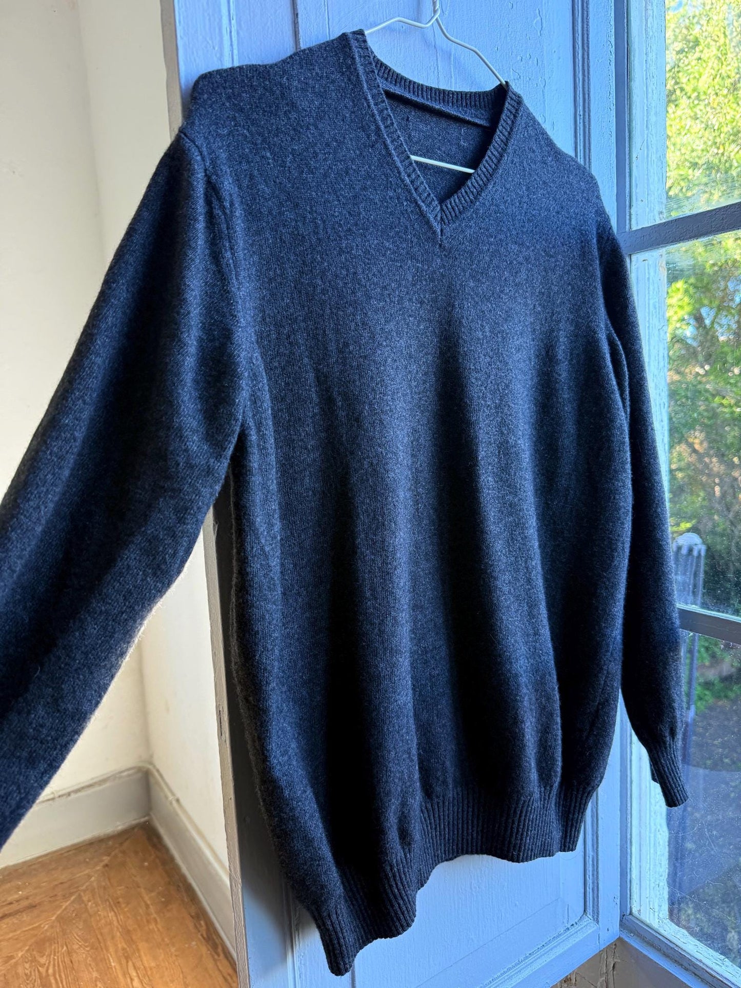 Vintage Wool V Neck Jumper, Mens Dark Grey Minimal Sweater, Old Money Knit, Relaxed Winter Pullover