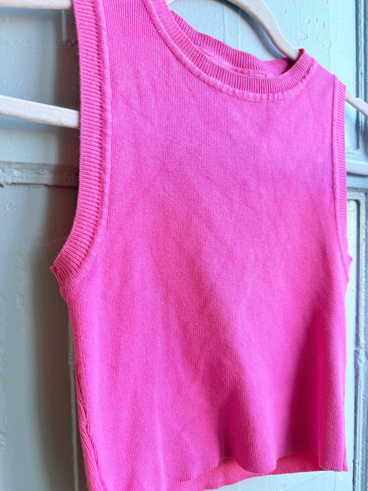 Pink Cropped Tank Top, Y2K Minimal Basic Barbiecore shirt, Soft Girl Fitted Summer Top, XS