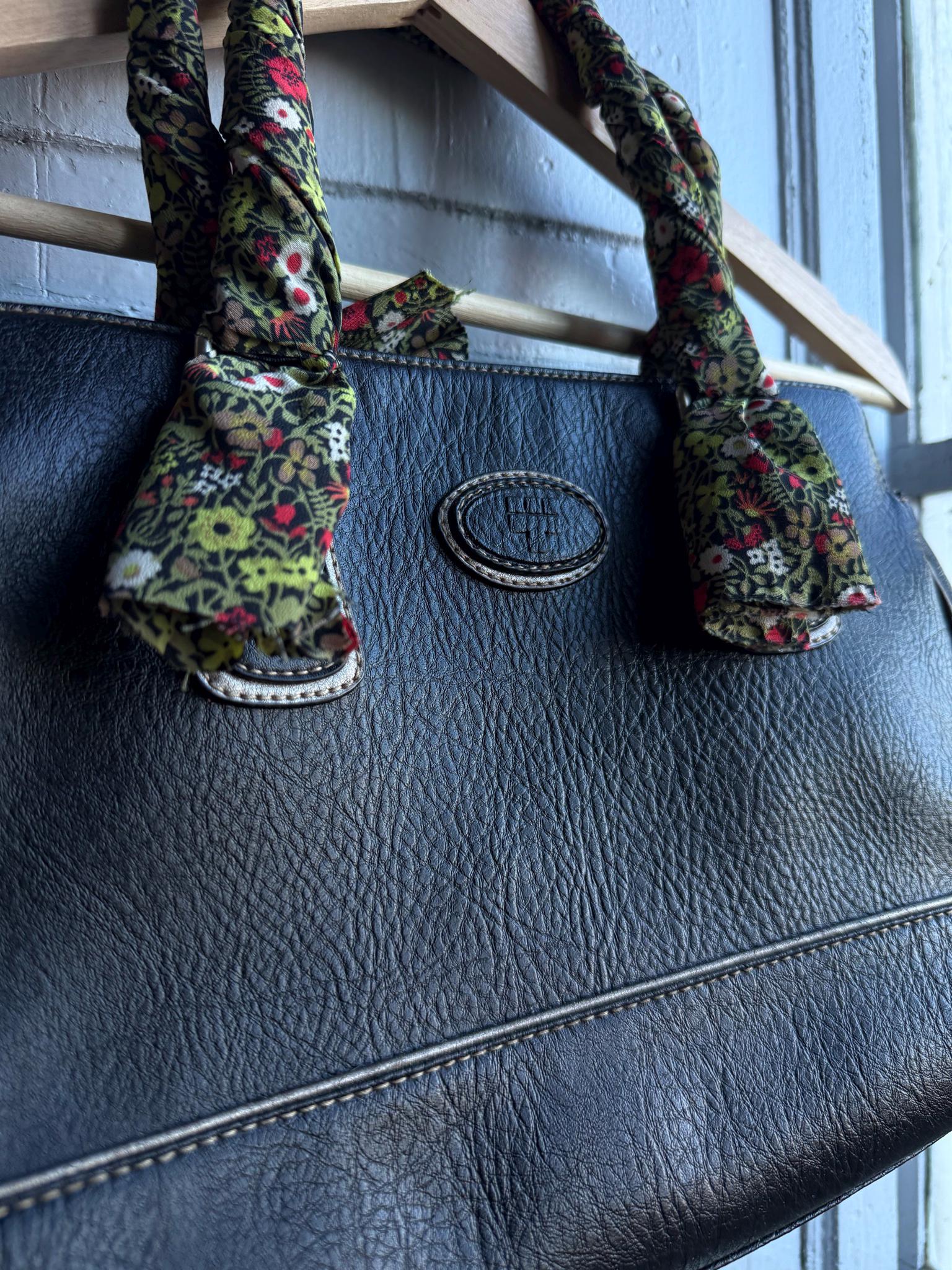 Vintage Torrens Handbag, Floral Strap Purse, Boho Chic Everyday Shoulder Bag