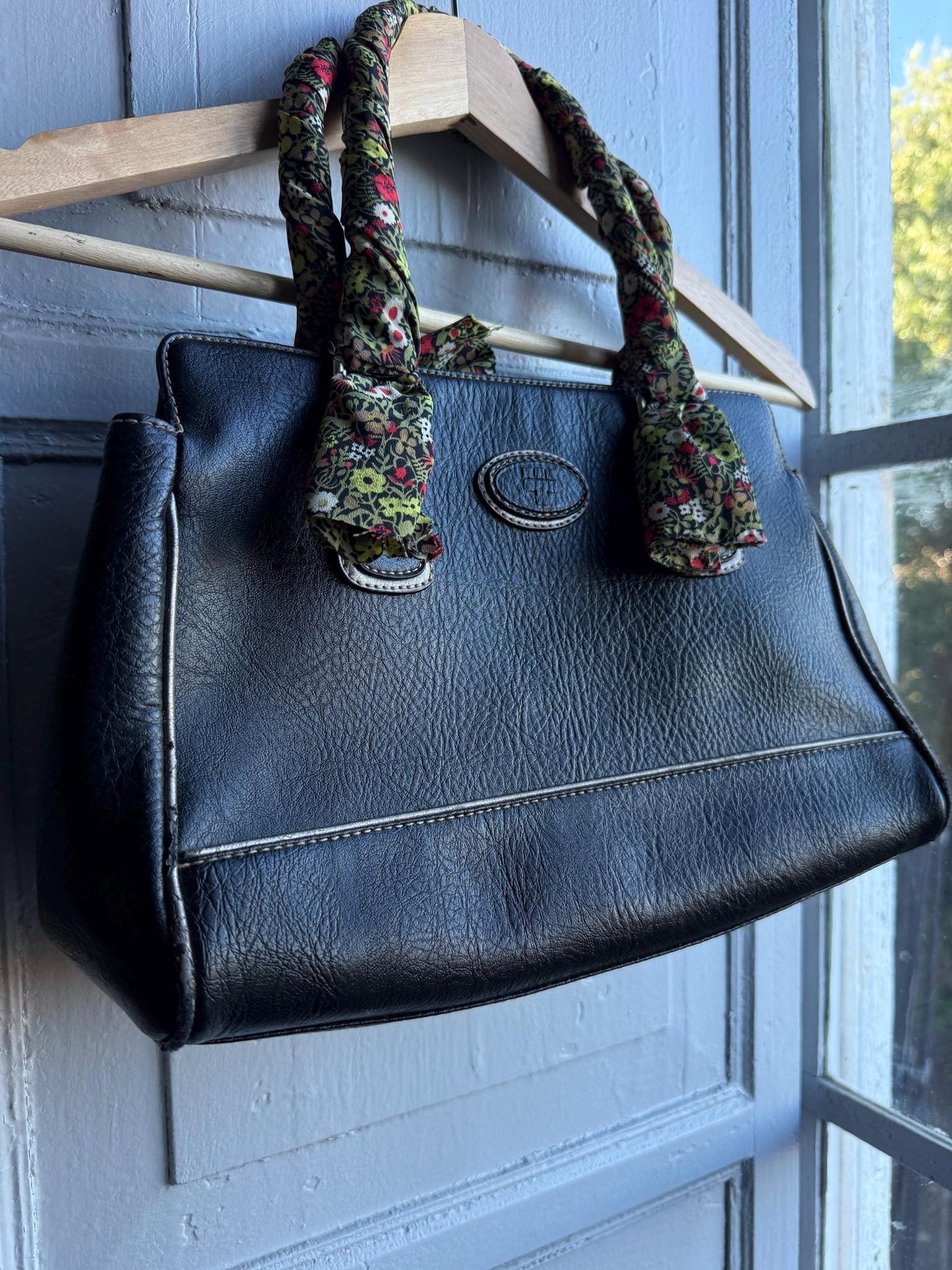 Vintage Torrens Handbag, Floral Strap Purse, Boho Chic Everyday Shoulder Bag