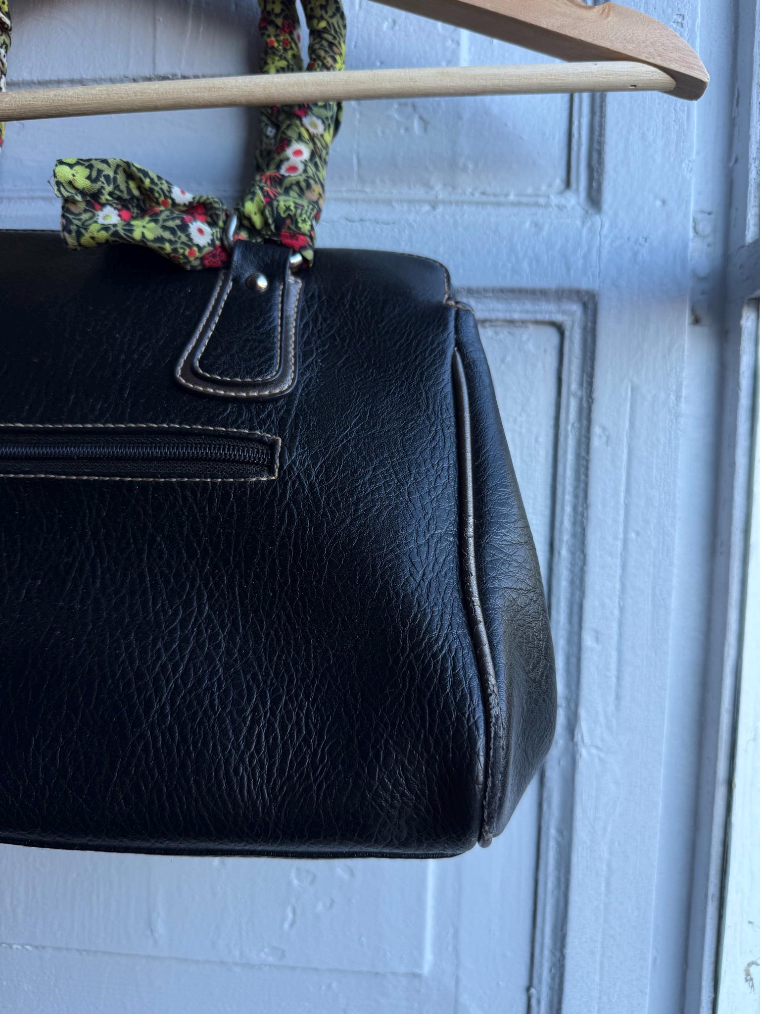 Vintage Torrens Handbag, Floral Strap Purse, Boho Chic Everyday Shoulder Bag