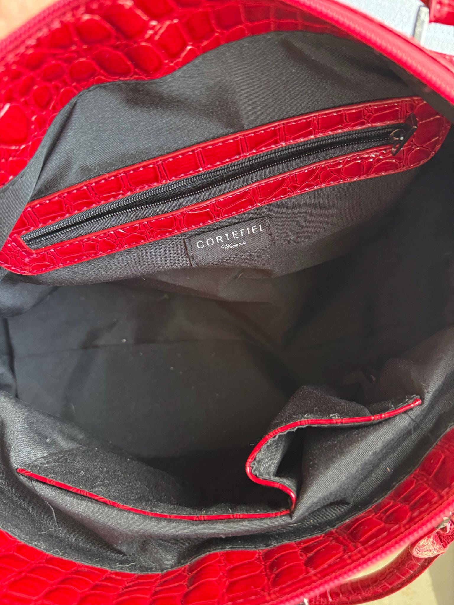 Red Patent Handbag, Y2K Croc Embossed Bag, Vintage Glam Shoulder Bag, Statement Purse Women