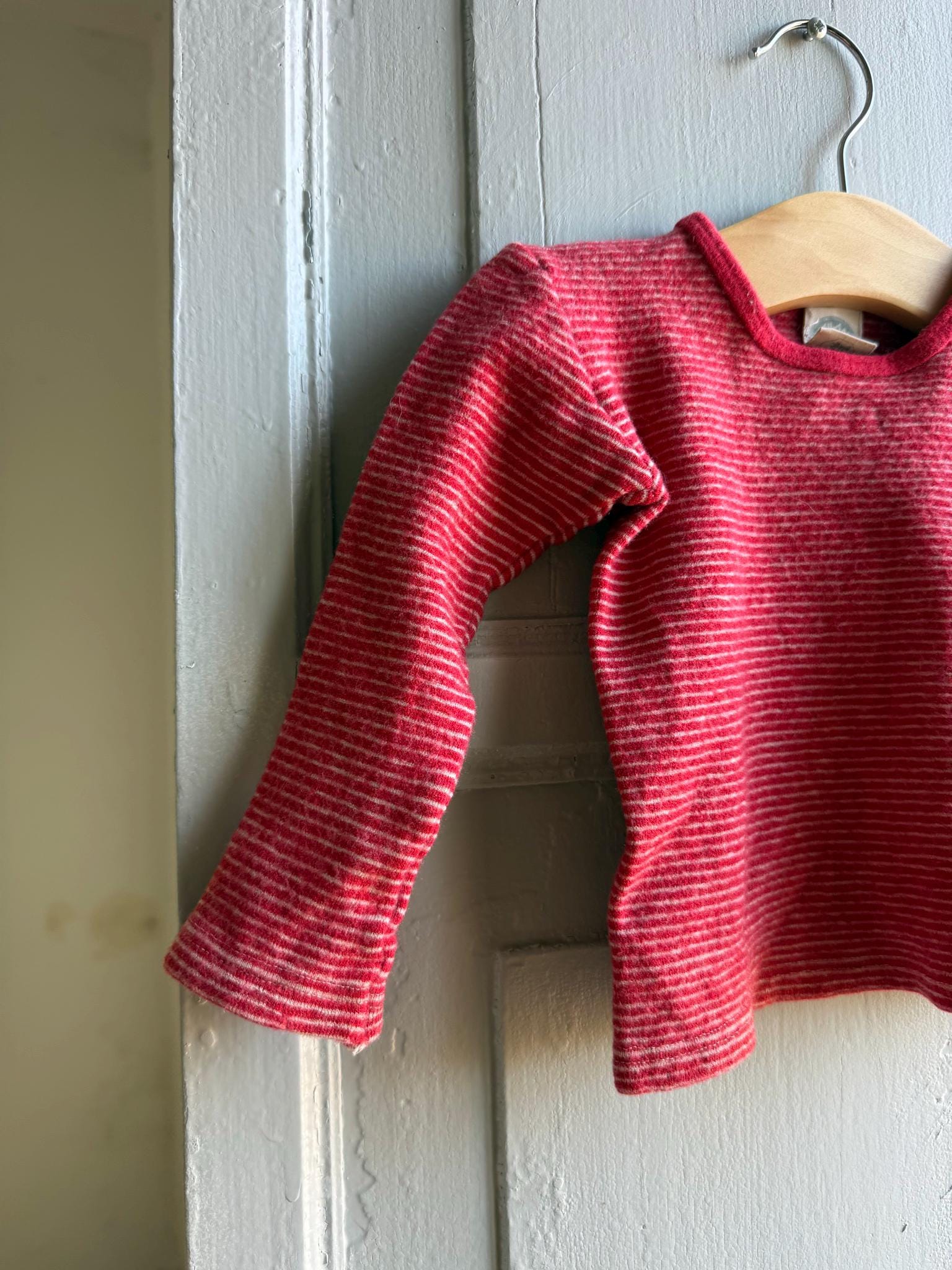 Organic Wool Baby Shirt - Red Stripes — fabric close-up