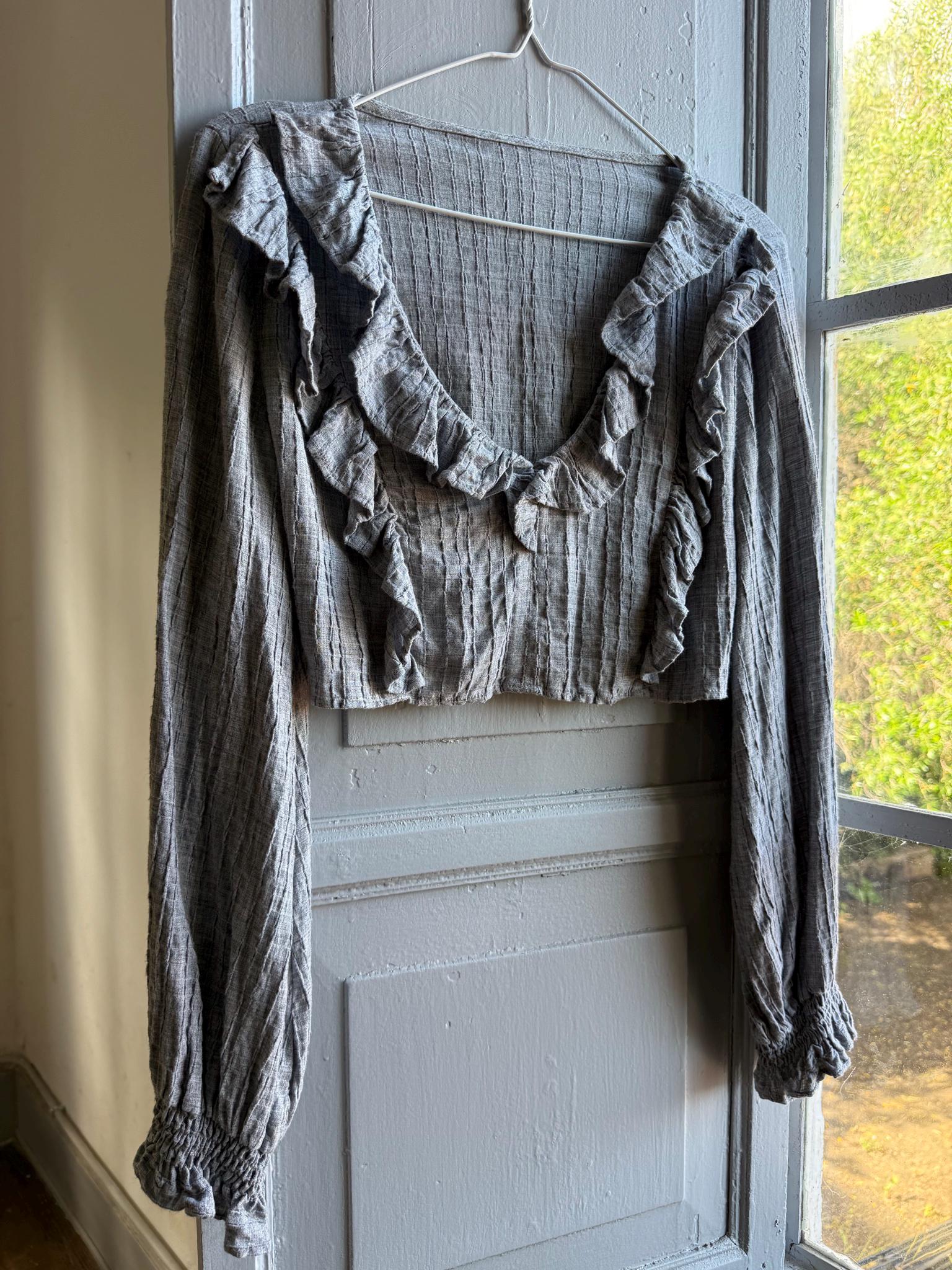 Grey Ruffle Crop Top, Romantic Boho Blouse, Prairie Long Sleeve shirt, Feminine Lightweight Womens S - M
