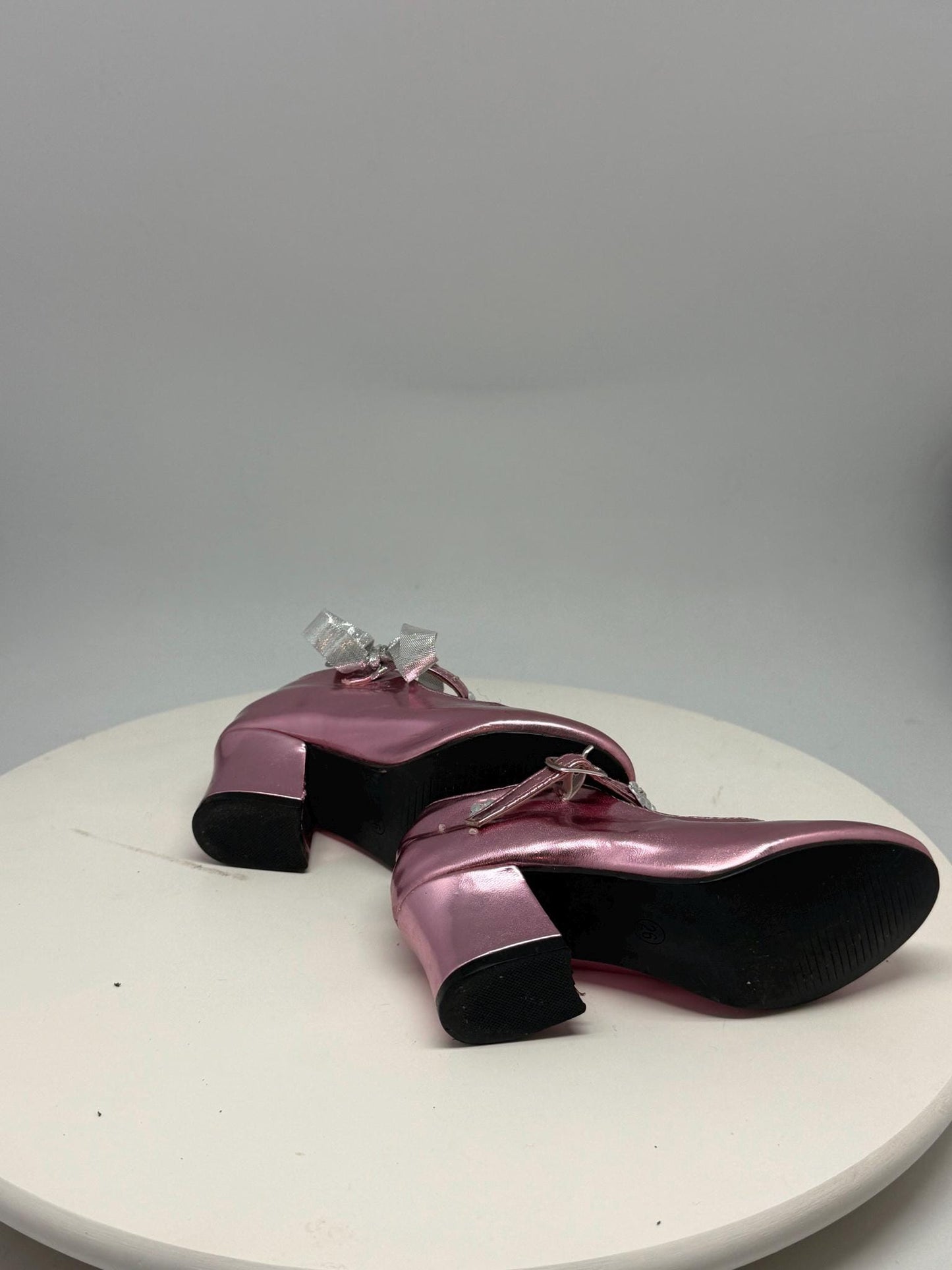 Shiny pink Mary Jane heels, floral embellishments, strap, party wear, size 26