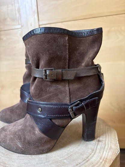 Hoss Intropia Brown Suede Ankle Boots — additional view 13