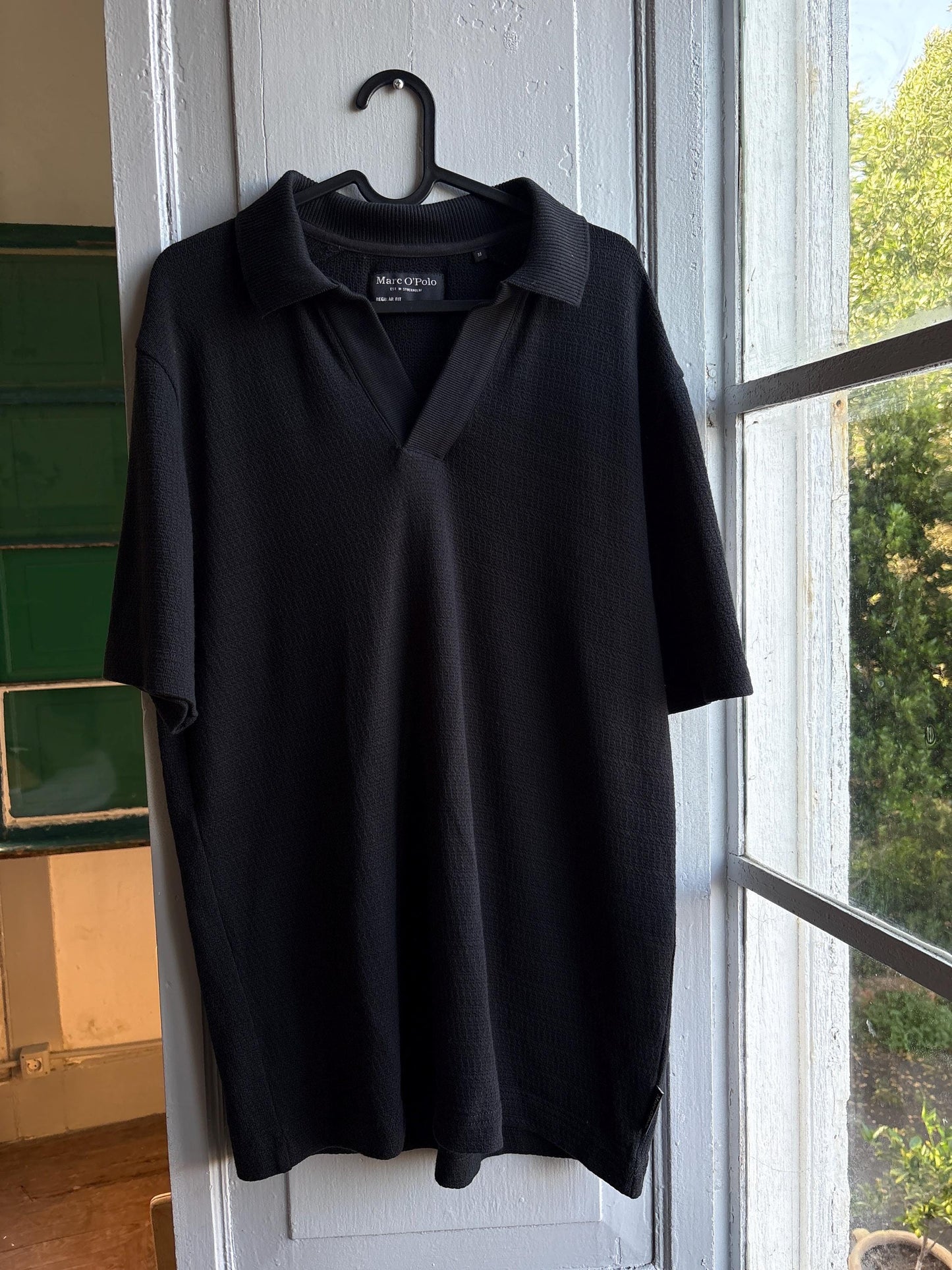 Men's Black Cotton Minimalist Polo Shirt — additional view 7