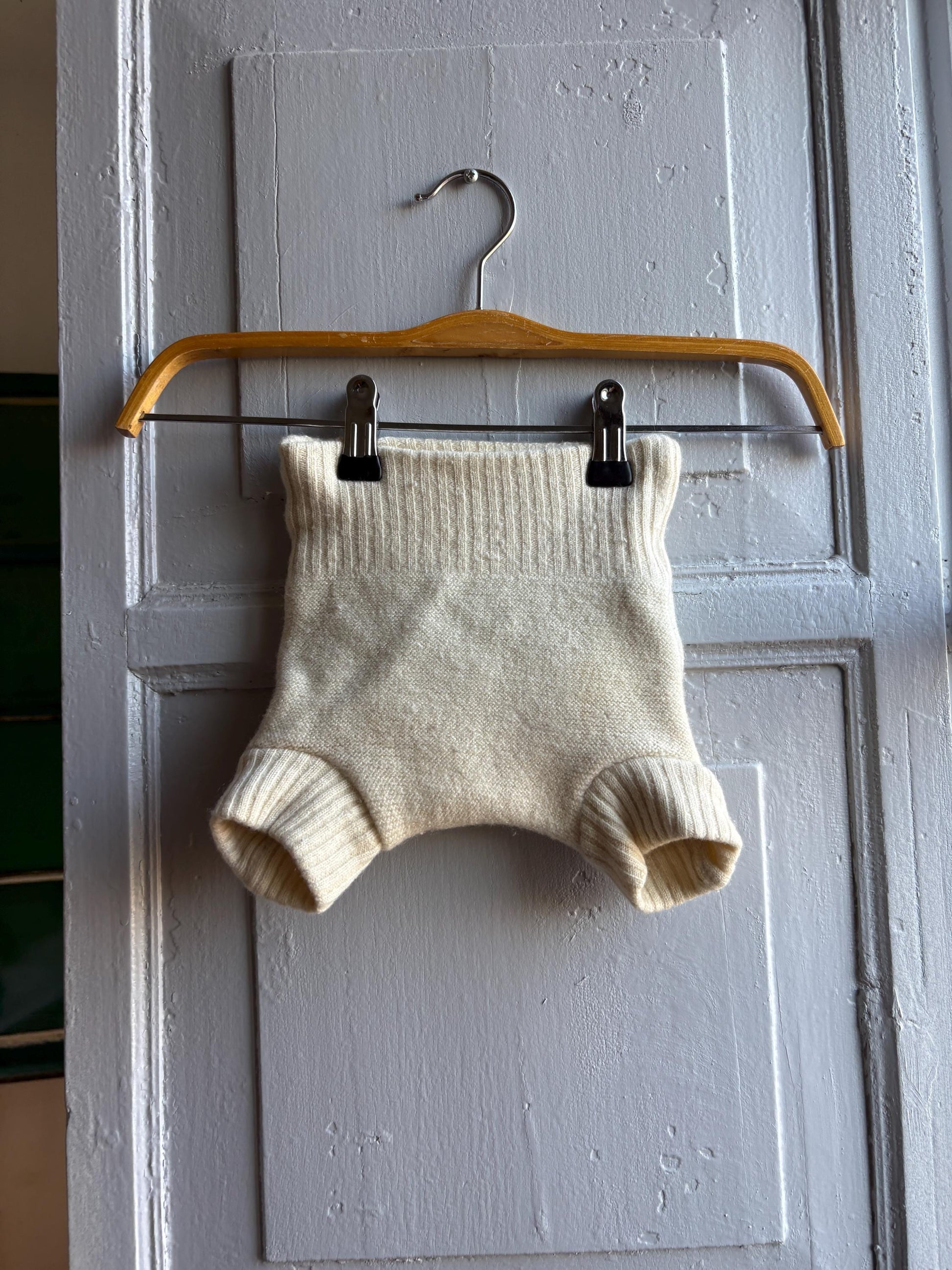 Disana Wool Diaper Cover in Natural Bloomers — additional view 10