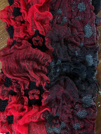 Vintage Red Black Ruffle Loop Scarf — additional view 9