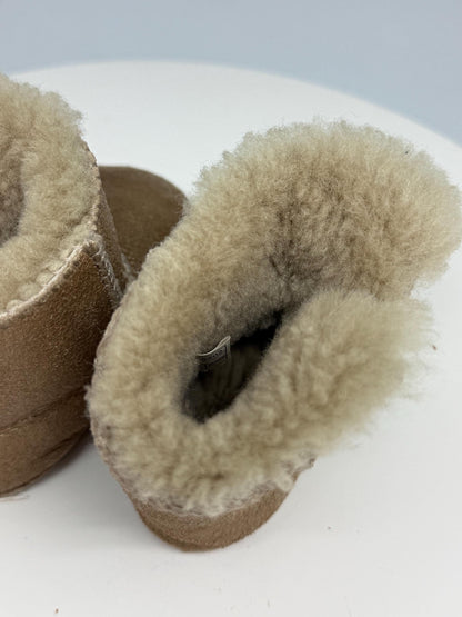 Gold Sheepskin Baby Booties — additional view 11