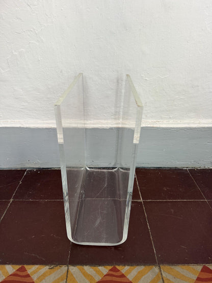 Clear Acrylic Magazine Holder — detail