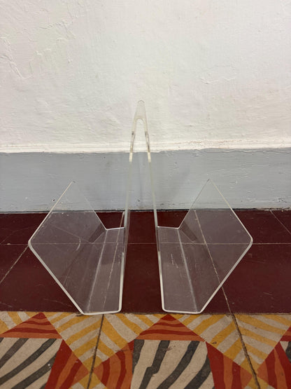 Minimalist Acrylic Magazine Holder With Circular Handle — additional view 7