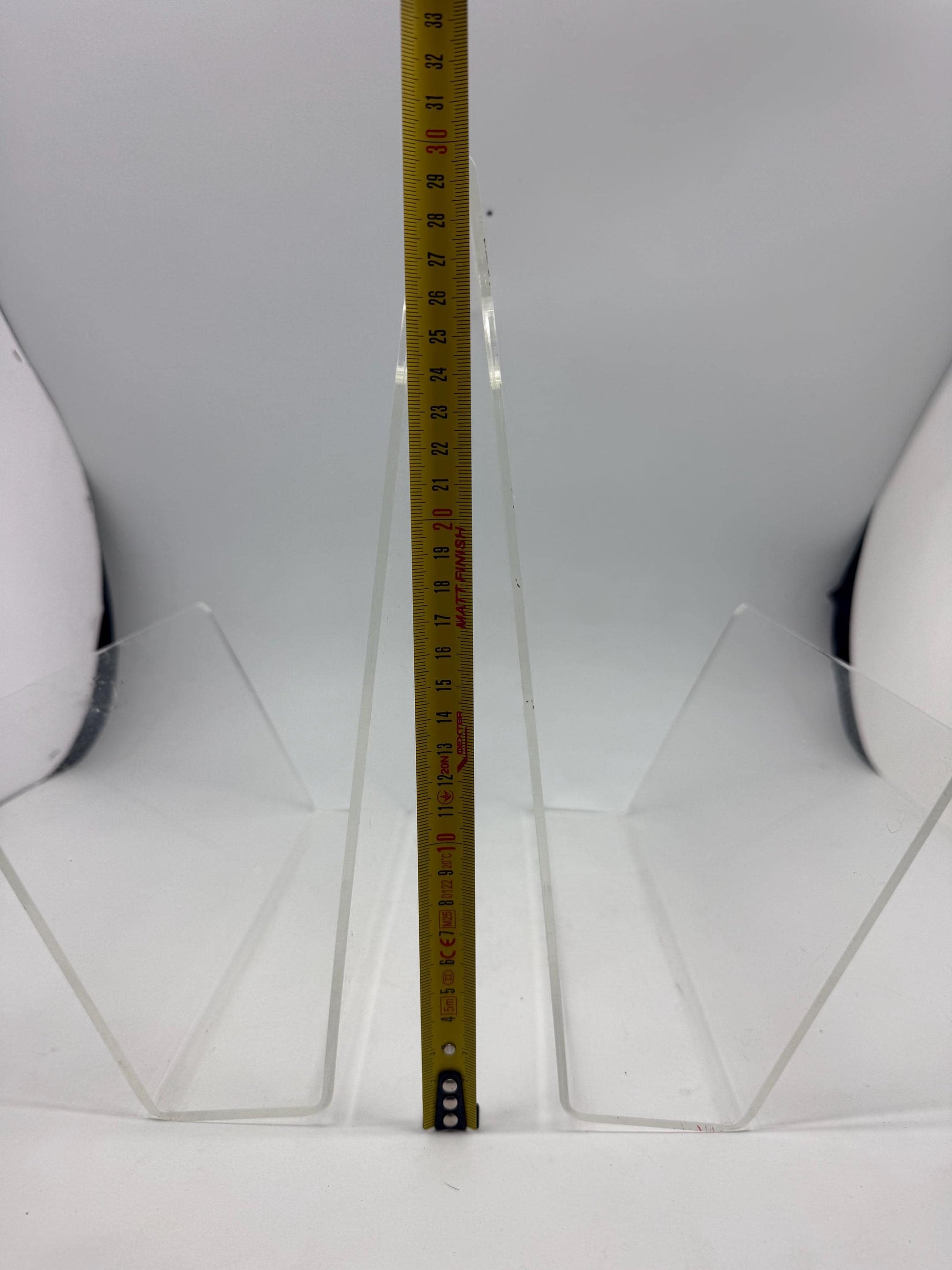Minimalist Acrylic Magazine Holder With Circular Handle — additional view 18