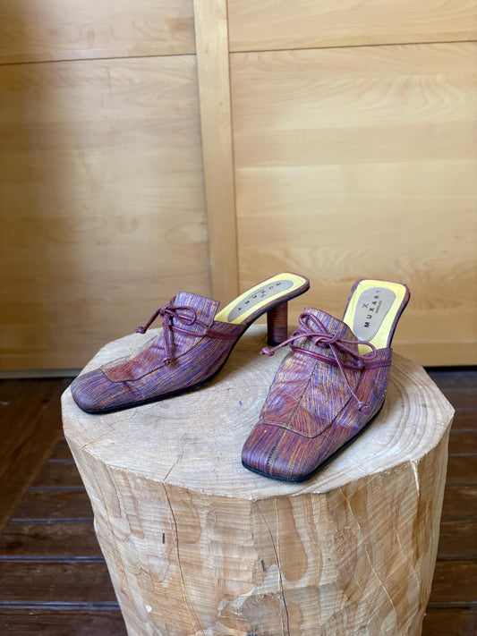 Vintage Muxart Barcelona Leather Mule Heels — detail