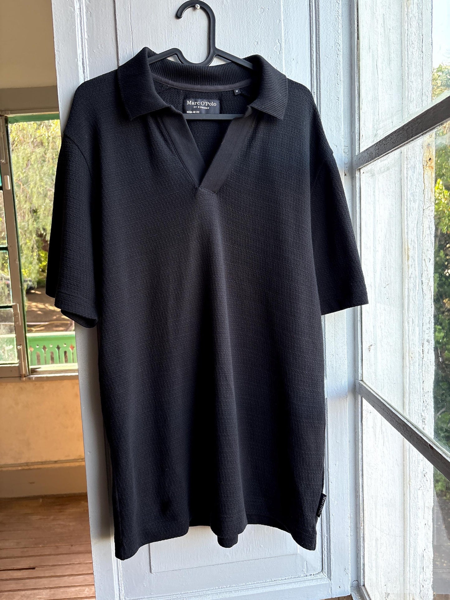 Men's Black Cotton Minimalist Polo Shirt — detail