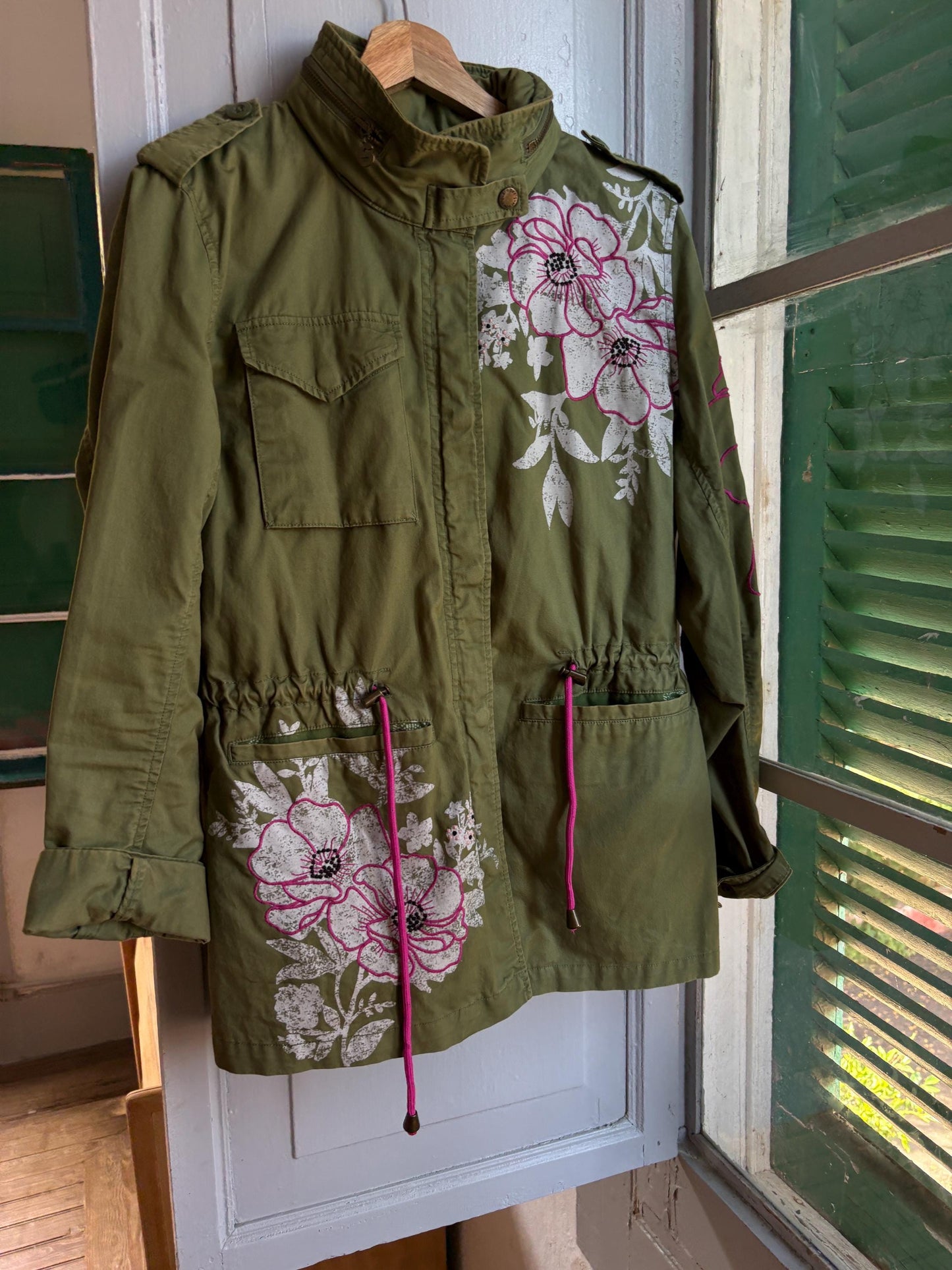 Floral Green Cotton Utility Jacket — fabric close-up