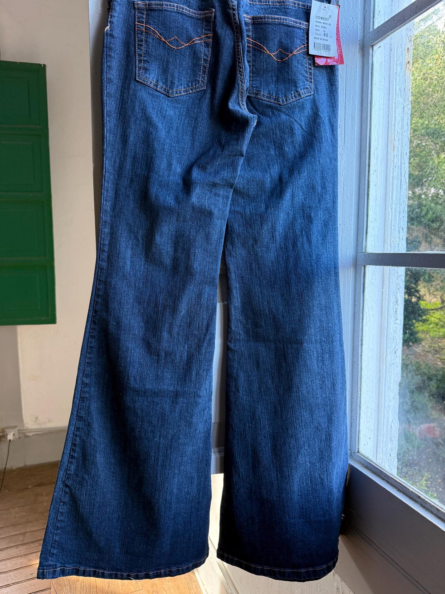 Vintage Spanish Flare Jeans, Women Deadstock Bell Bottom Jeans, Y2K 70s Wide Leg Denim Made In Spain, Boho Festival wear