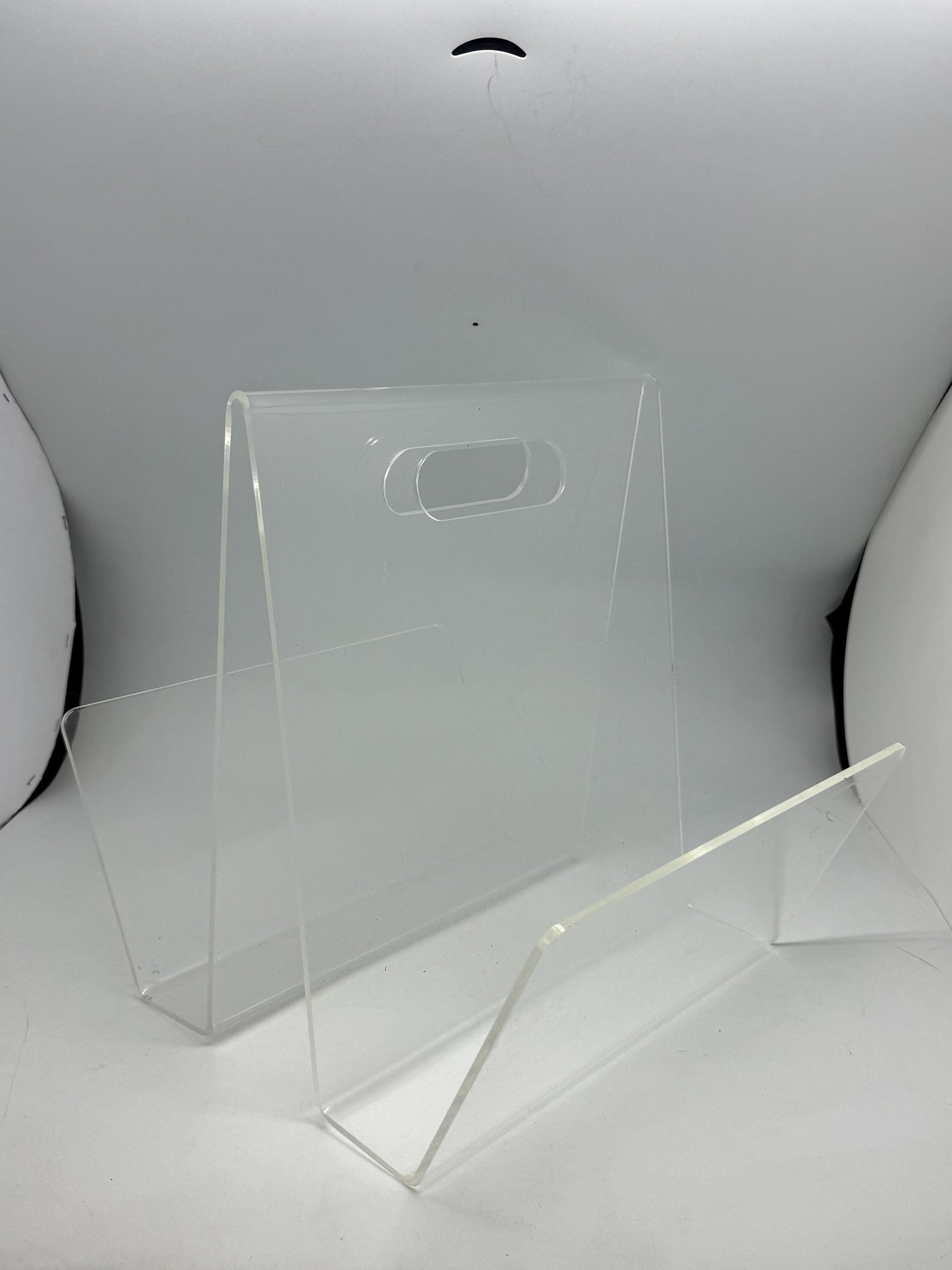 Minimalist Acrylic Magazine Holder With Circular Handle — additional view 14
