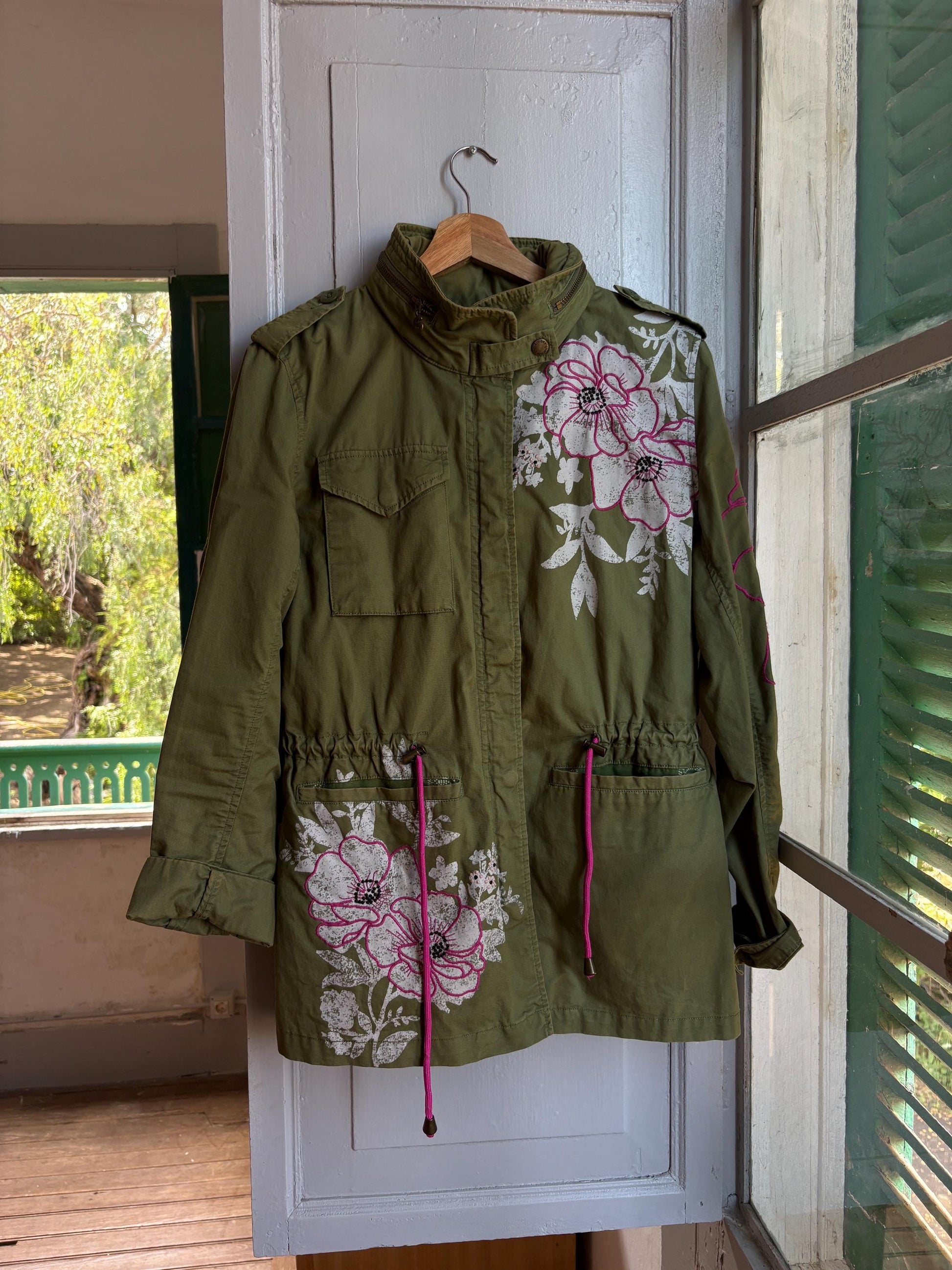 Floral Green Cotton Utility Jacket — additional view 10