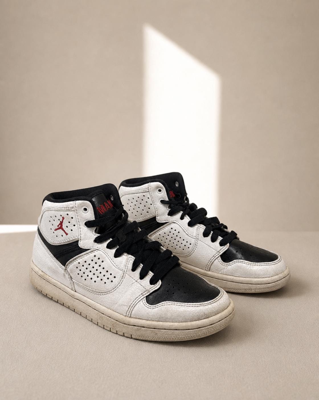Jordan Access GS AV7941-101 White Black Red Sneakers – Youth 5Y / EU 37.5 – Pre-Owned Jumpman Shoes