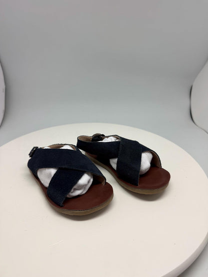 Navy suede leather sandals, Size 26 children's footwear