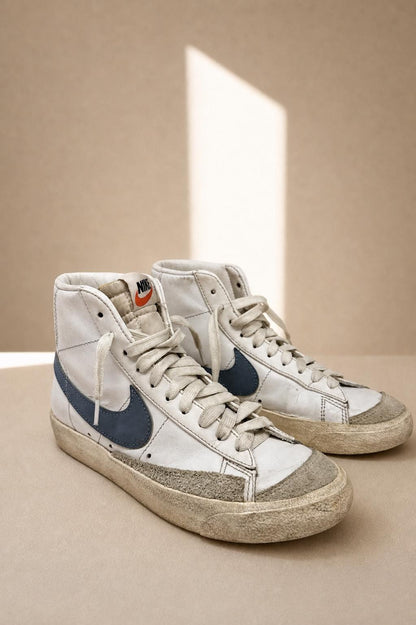 Women’s Nike White Blue High-Top Sneakers – EU 37.5 UK 4 – Distressed Pre-Owned Trainers