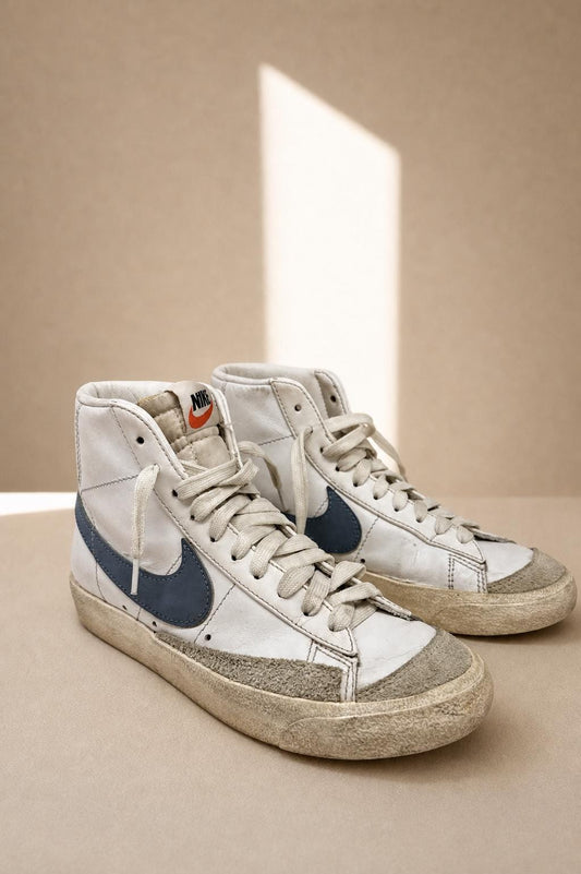 Women’s Nike White Blue High-Top Sneakers – EU 37.5 UK 4 – Distressed Pre-Owned Trainers