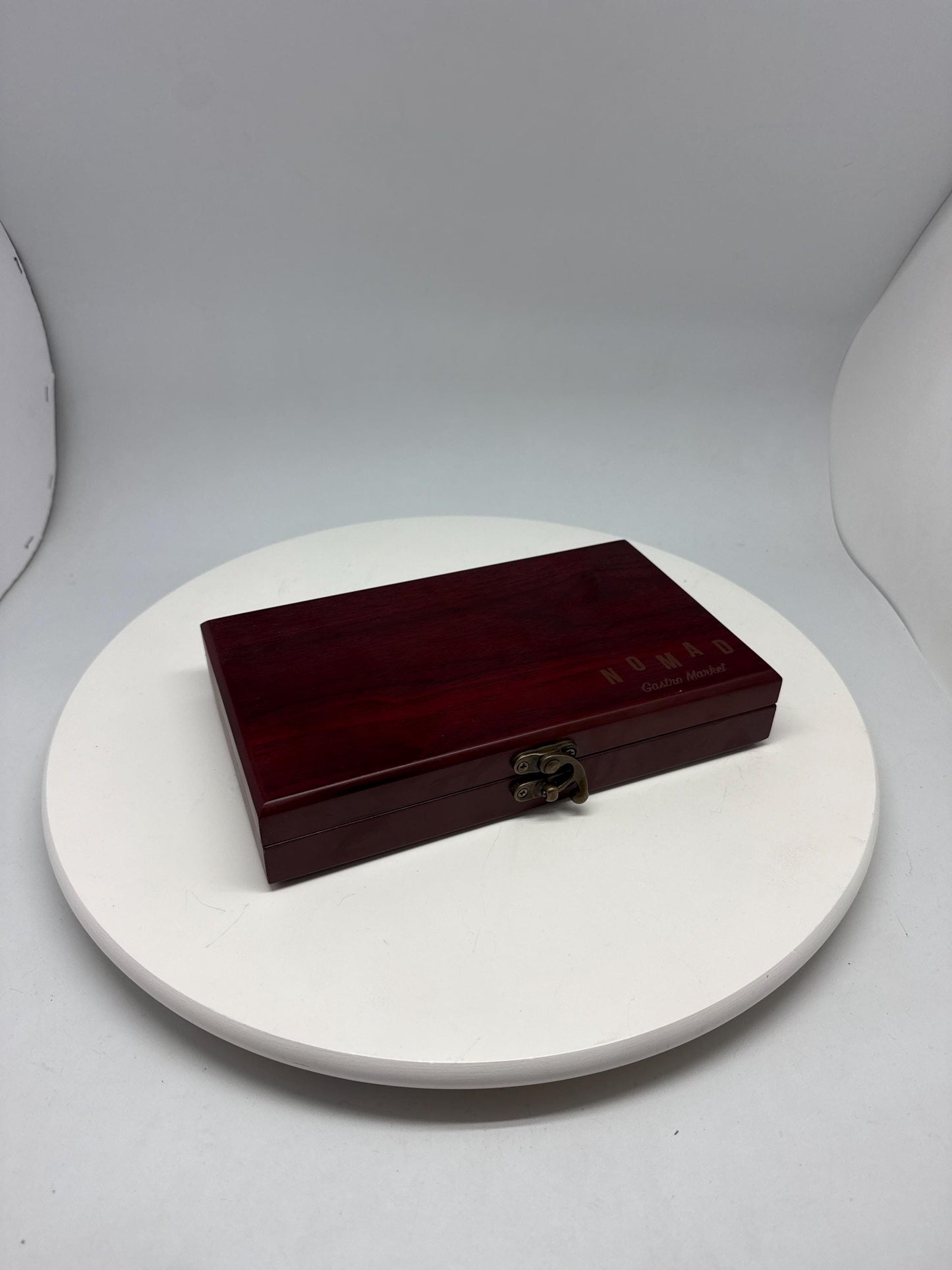Wooden Wine Accessory Gift Set — detail
