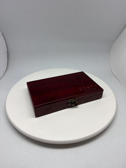 Wooden Wine Accessory Gift Set — detail