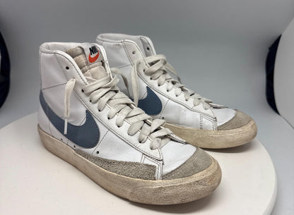 Women’s Nike White Blue High-Top Sneakers – EU 37.5 UK 4 – Distressed Pre-Owned Trainers