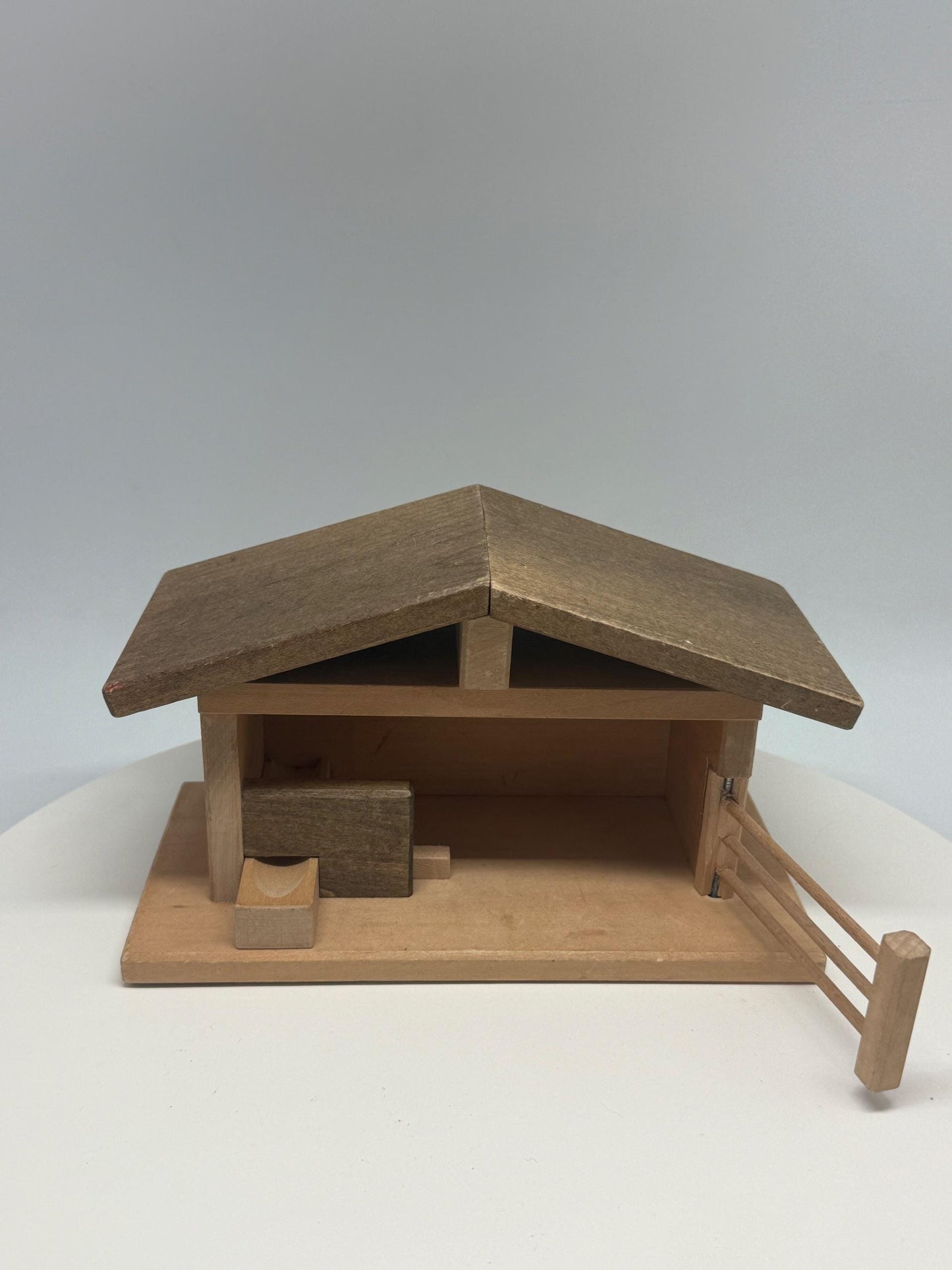 Wooden Animal Shed Playhouse, Waldorf Style Play Farm Stable, Montessori Open-Ended Toy stall, Sustainable Secondhand Christmas Gift