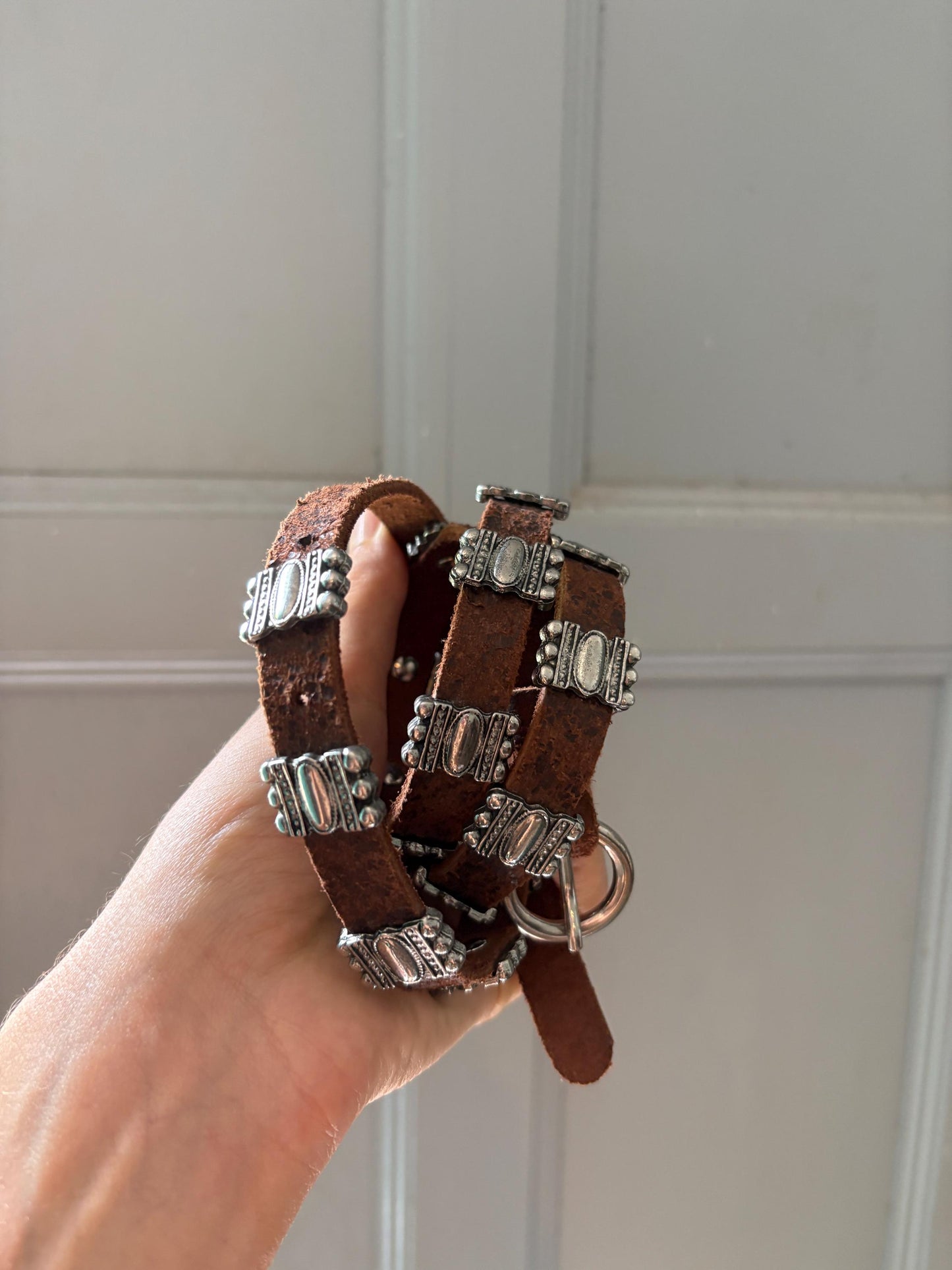 Vintage Brown Leather Belt with Silver Stud Details, Boho Western Waist Belt, Y2K Genuine Leather, Festival Bohemian Accessory