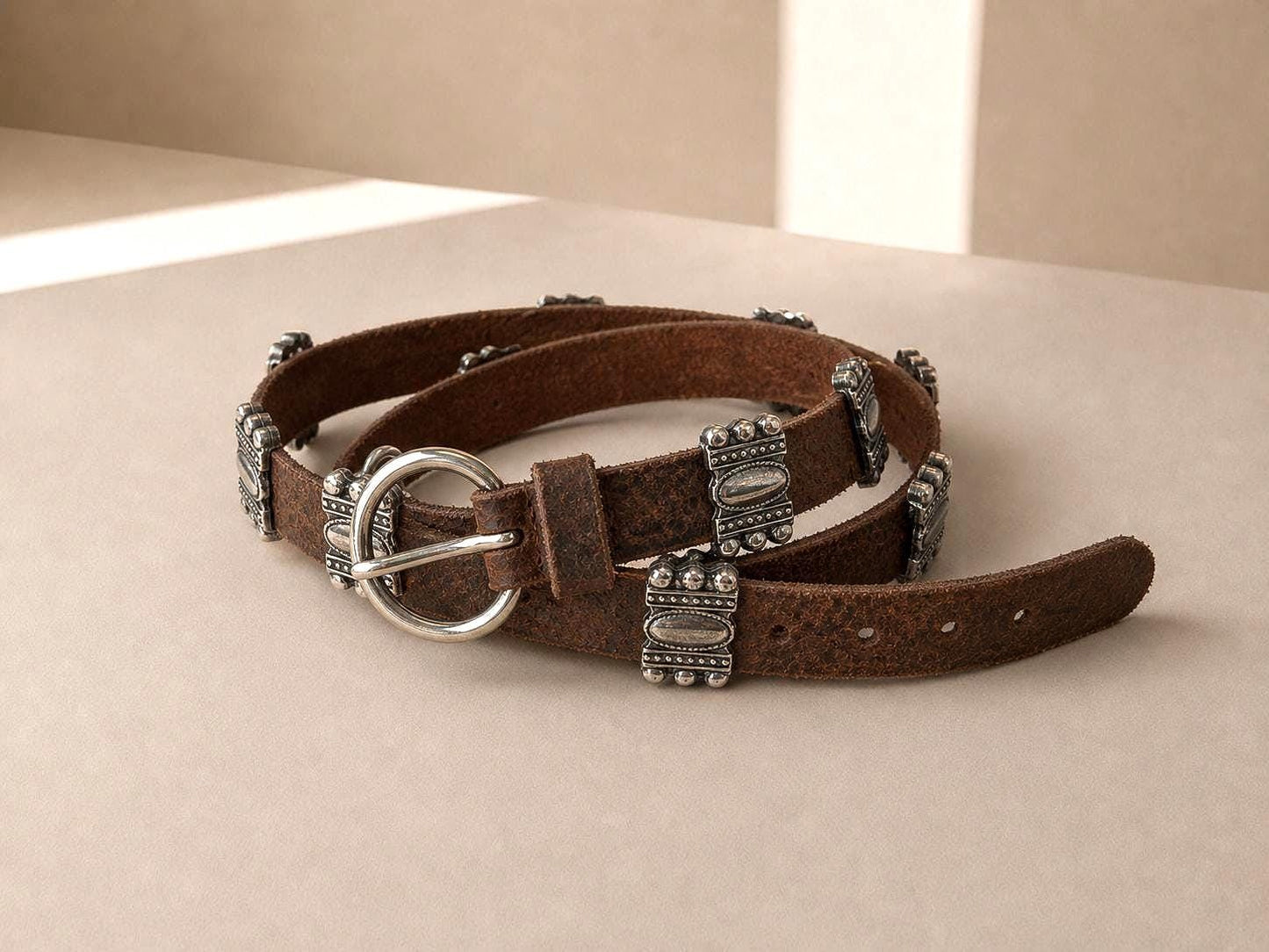 Vintage Brown Leather Belt with Silver Stud Details, Boho Western Waist Belt, Y2K Genuine Leather, Festival Bohemian Accessory