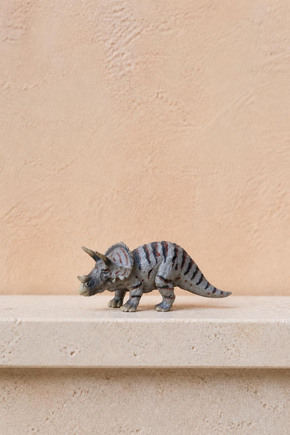 Schleich Triceratops Dinosaur Figure 73527, Kids Toy, Vintage Pre-Loved Dinosaur, 12.5 cm, Collectable Animal Figure