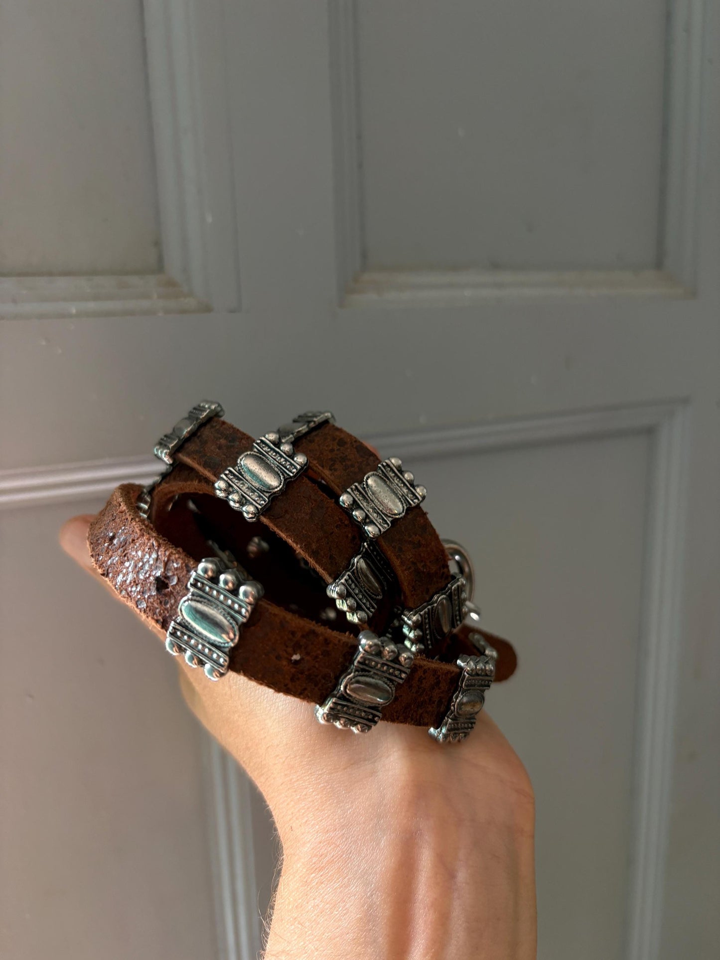 Vintage Brown Leather Belt with Silver Stud Details, Boho Western Waist Belt, Y2K Genuine Leather, Festival Bohemian Accessory