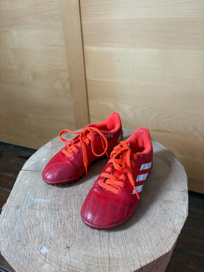 Adidas Kids Football Boots UK 10, Red Soccer Cleats, Junior Football Shoes EU 28, Training Boots, Sports Shoes, Secondhand