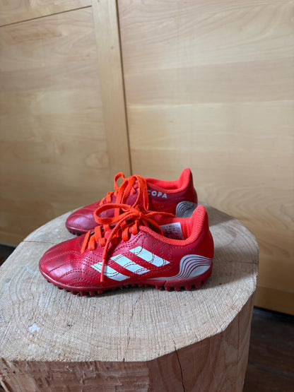 Adidas Kids Football Boots UK 10, Red Soccer Cleats, Junior Football Shoes EU 28, Training Boots, Sports Shoes, Secondhand