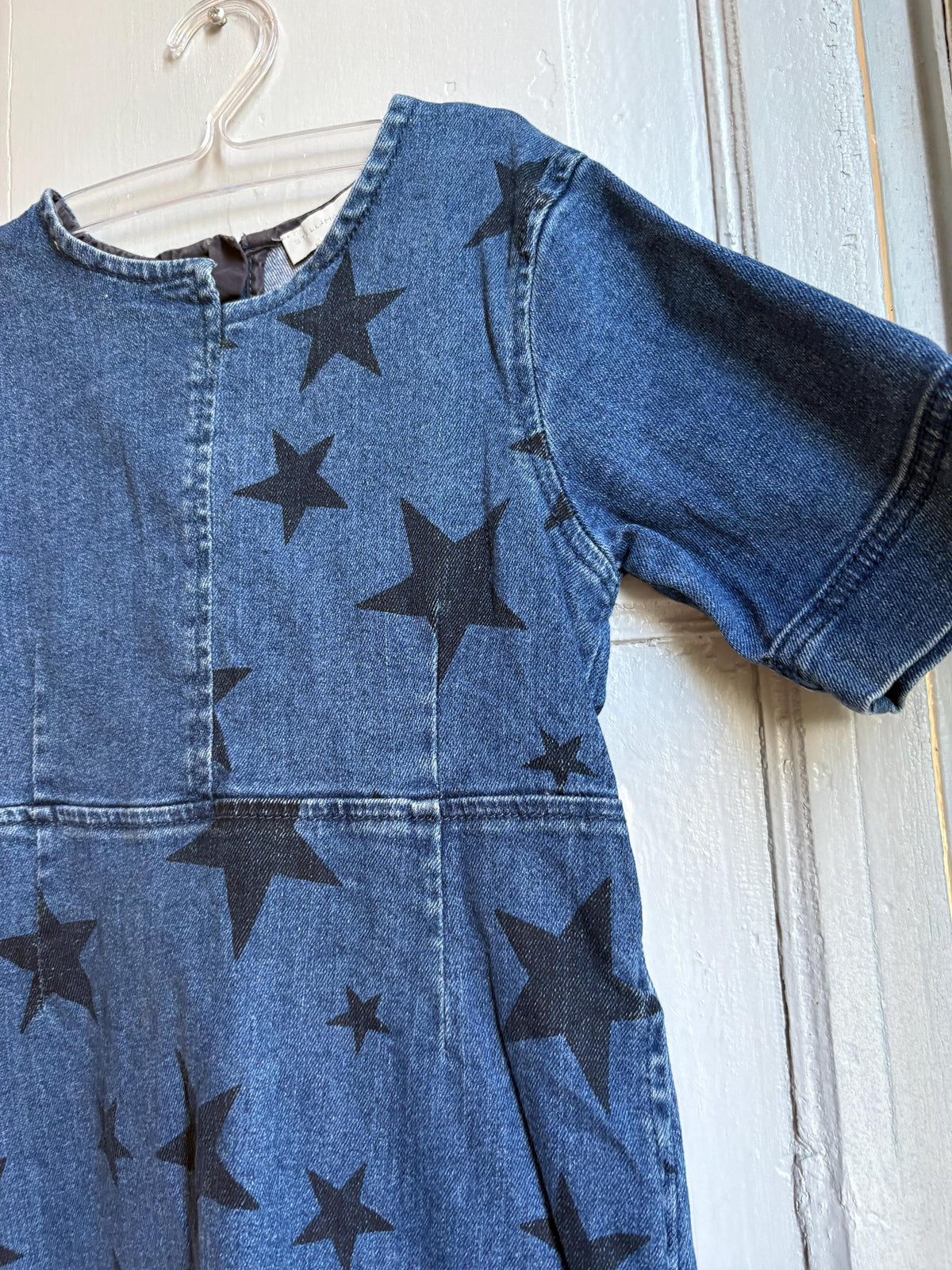 Stella McCartney Kids Star Print Denim Dress — additional view 8