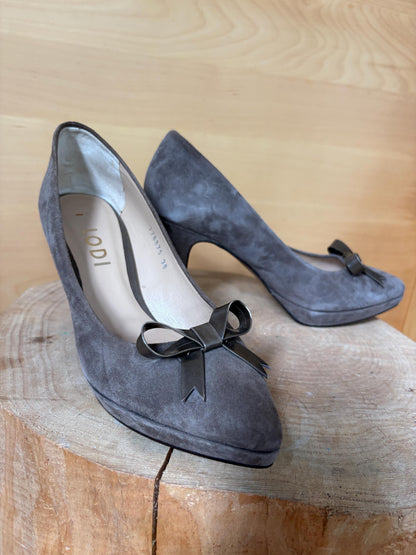 Lodi Suede Leather Pumps EU 38, Made in Spain, Designer Brown Heels, Pointed Toe, Platform Pumps, Elegant Women's Shoes