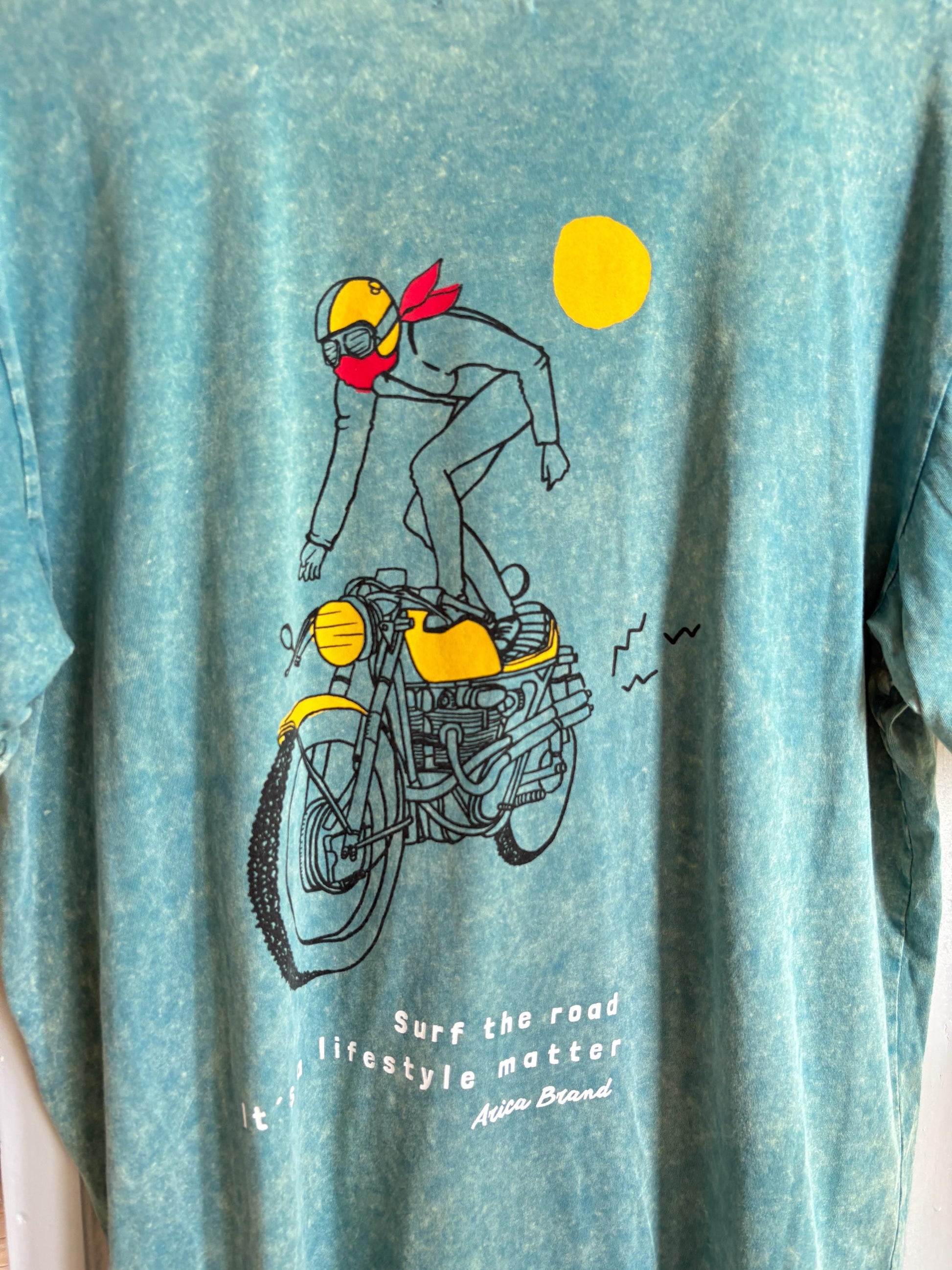 Vintage Cotton Surf Shirt - Men's Button-Up — additional view 5
