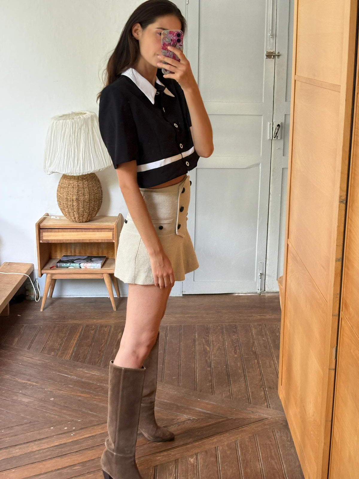 Vintage Cropped Mod Blouse, Black & White Retro Top, Padded Shoulders, Cropped Statement Blouse, Women's S