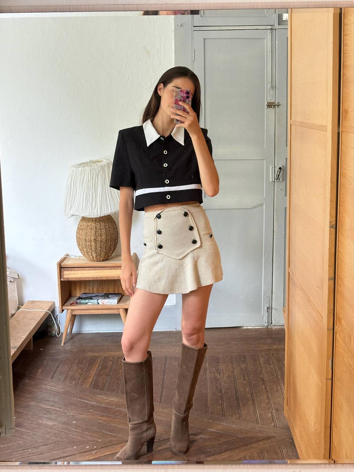 Vintage Cropped Mod Blouse, Black & White Retro Top, Padded Shoulders, Cropped Statement Blouse, Women's S