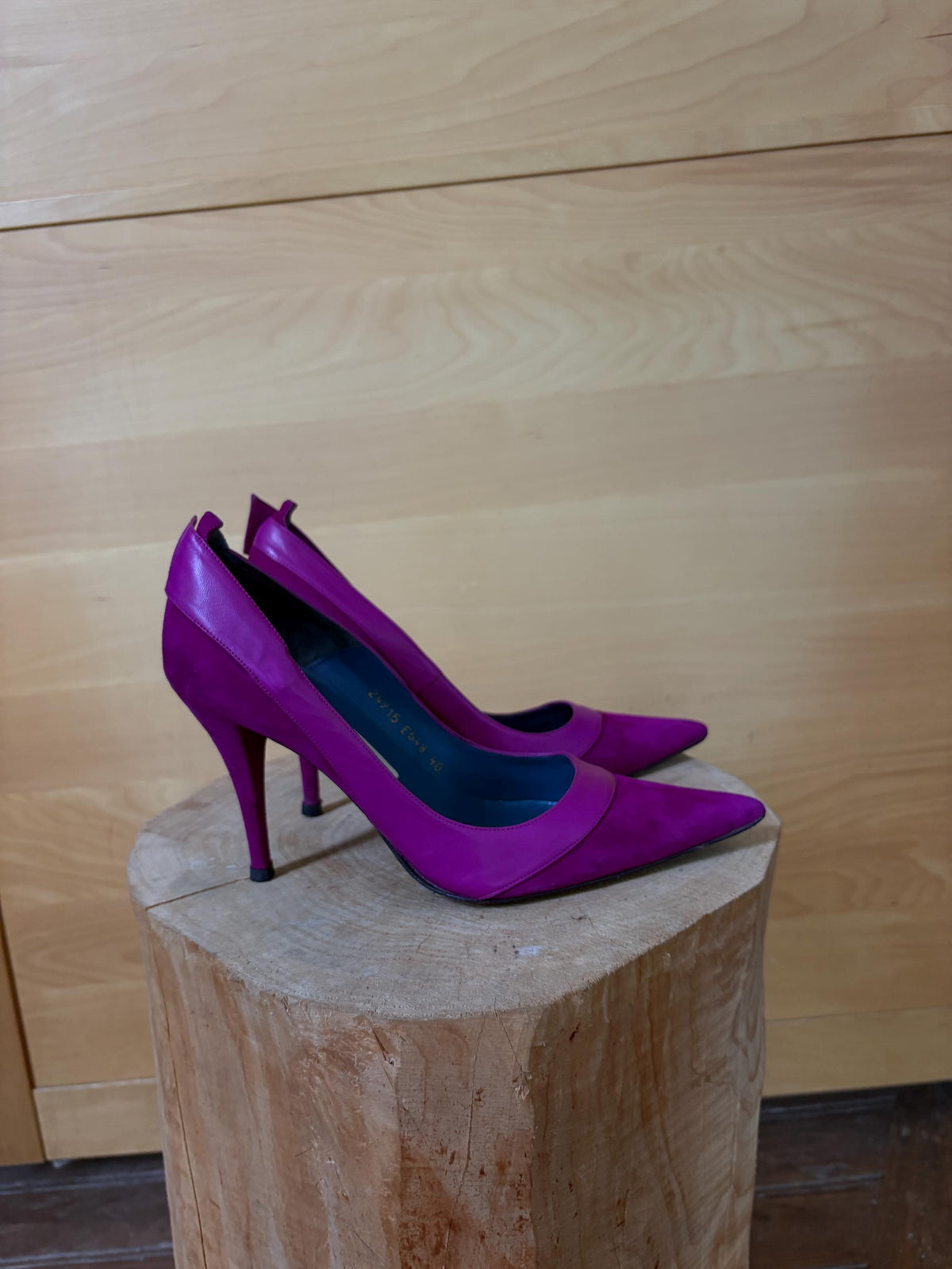 Luxury  Pura López Pink Suede Leather Heels EU 40, Designer Pumps Made in Spain, Fuchsia Stiletto Shoes
