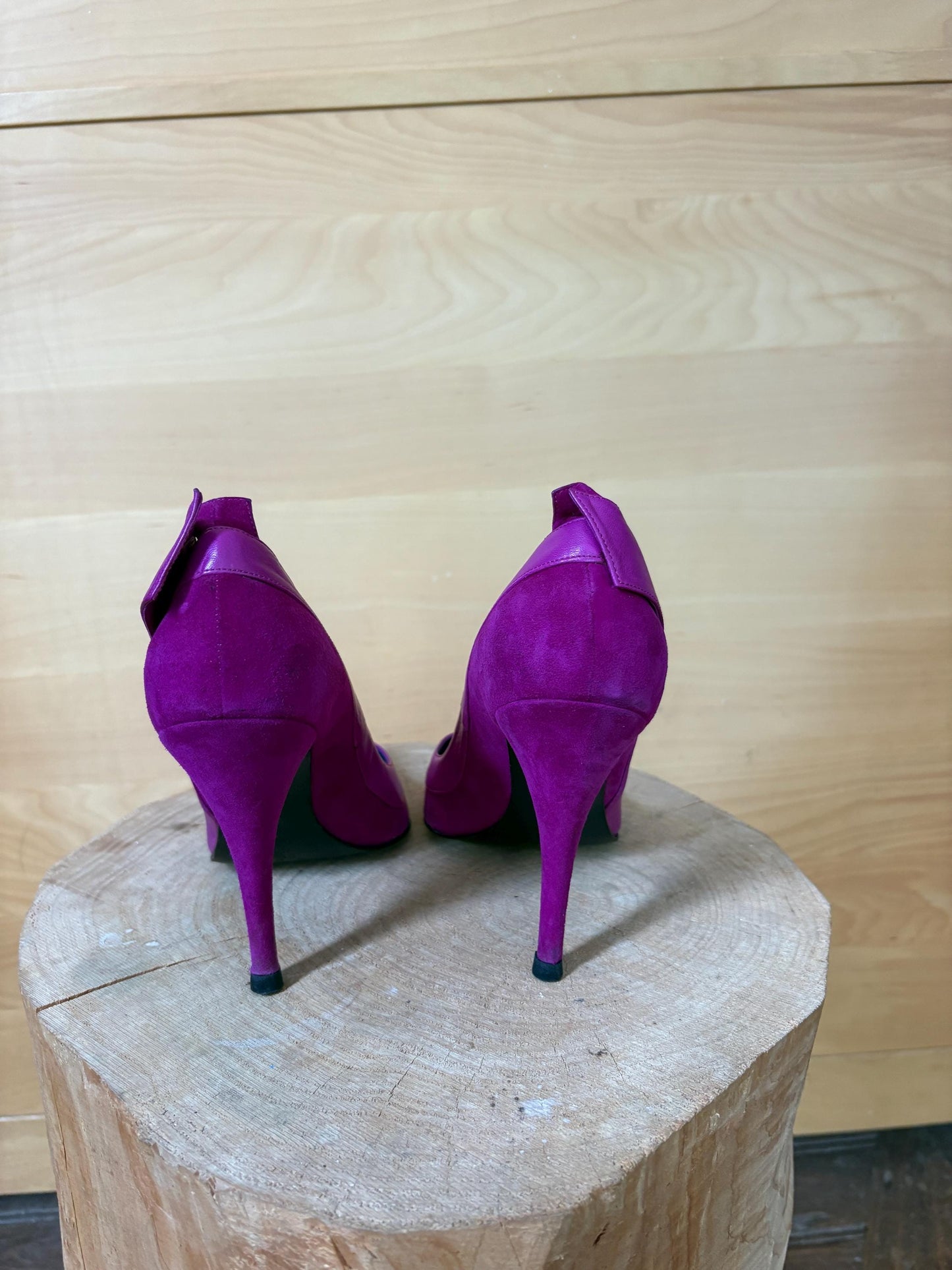 Luxury  Pura López Pink Suede Leather Heels EU 40, Designer Pumps Made in Spain, Fuchsia Stiletto Shoes