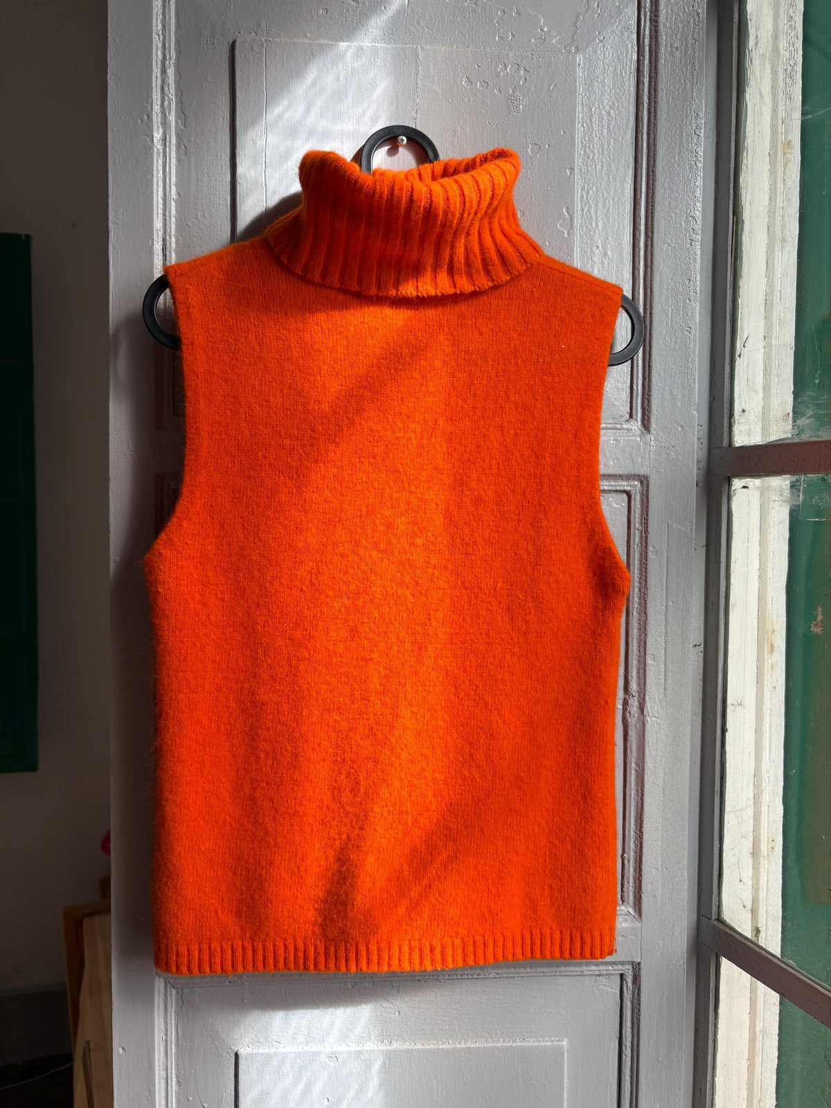 Y2K Orange Angora Turtleneck Tank Top, Soft Knit Sleeveless Sweater, Bright Pumpkin Orange Mock Neck Top, 2000s Minimalist Knit