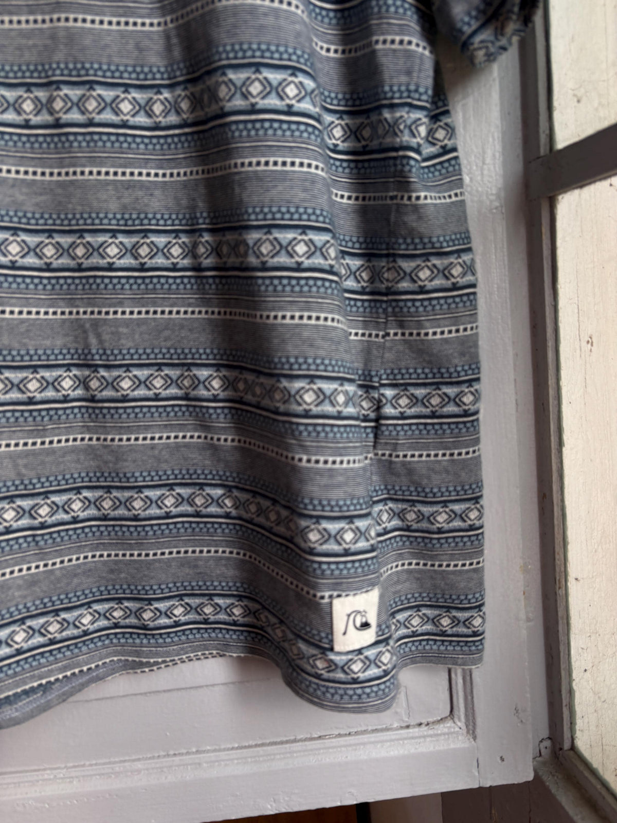 Vintage Quiksilver Tribal Stripe T Shirt, Men's Surf Tee, Festival Shirt, Y2K Skate T Shirt, Size L