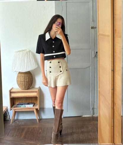 Vintage Cropped Mod Blouse, Black & White Retro Top, Padded Shoulders, Cropped Statement Blouse, Women's S