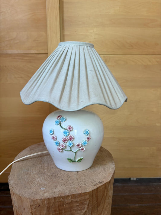 Vintage Cottagecore Ceramic Table Lamp, Floral Porcelain Lamp with Pleated Shade, Romantic Bedside Lamp, Shabby Chic Lighting, European Plug